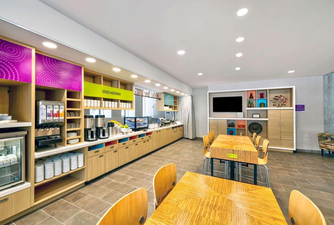 Home2 Suites By Hilton Minneapolis Downtown Exterior photo